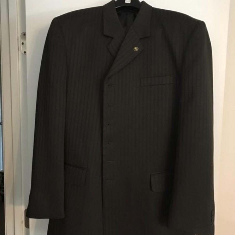 Men’s Suit